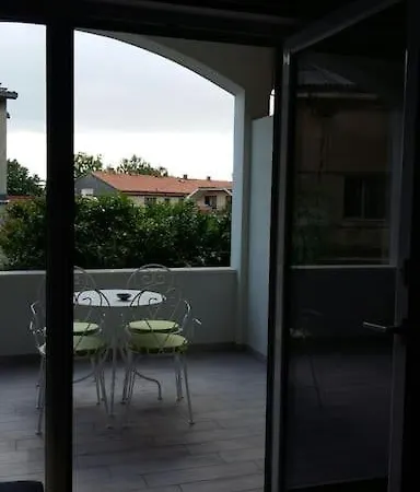 Sara, Dugi Rat, Croatia Дуги-Рат